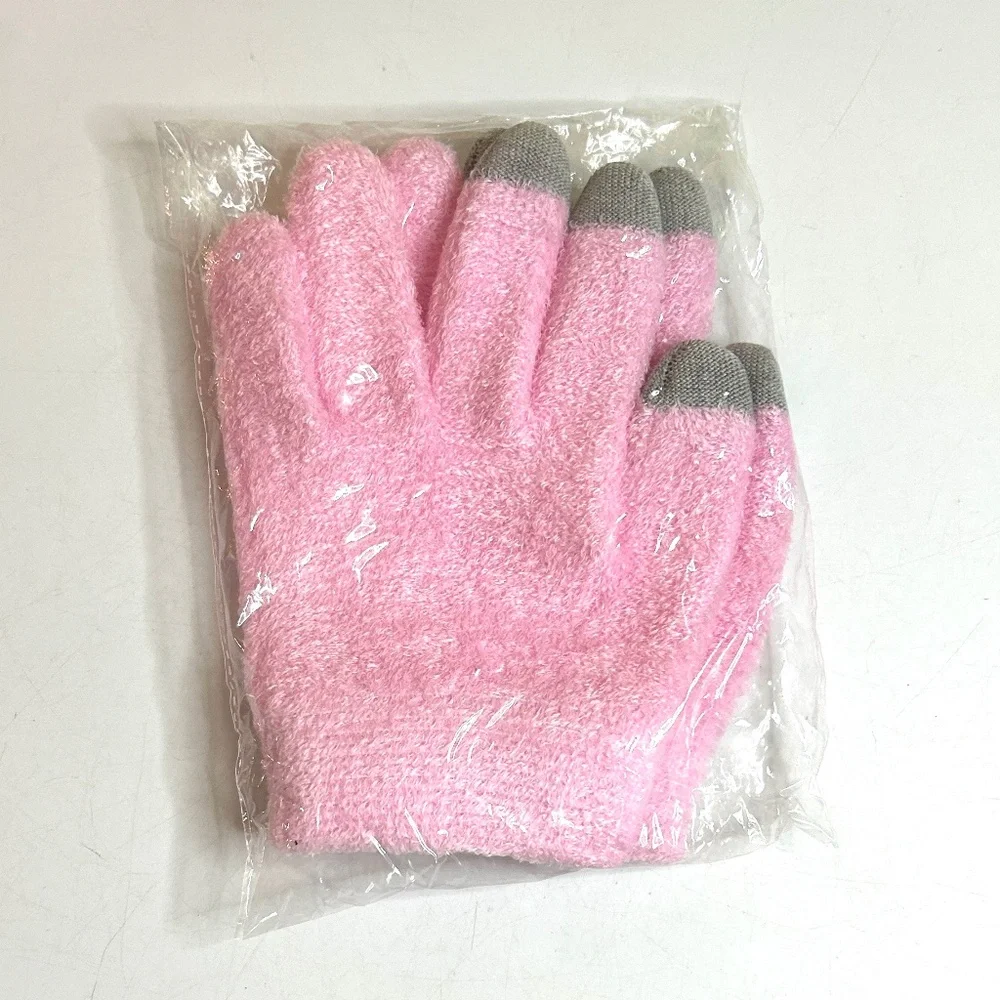 Pink Touchscreen Silicone Moisturizing Gloves